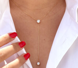 Collier sautoir Bella en or 18 carats et diamants taille brillant