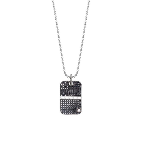 Collier plaque paving black zoomé en or gris